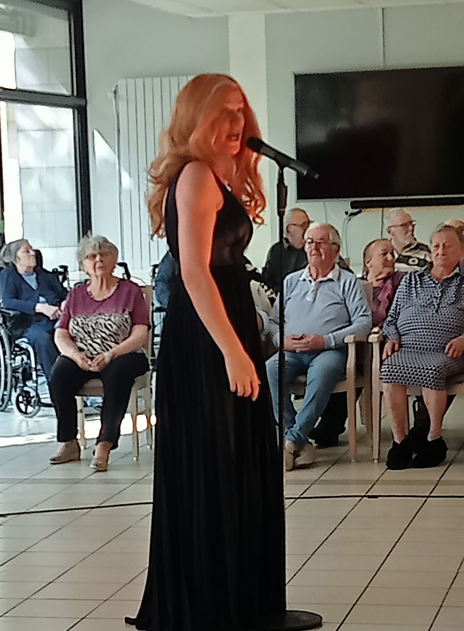 Spectacle de Maude aux Charmilles  