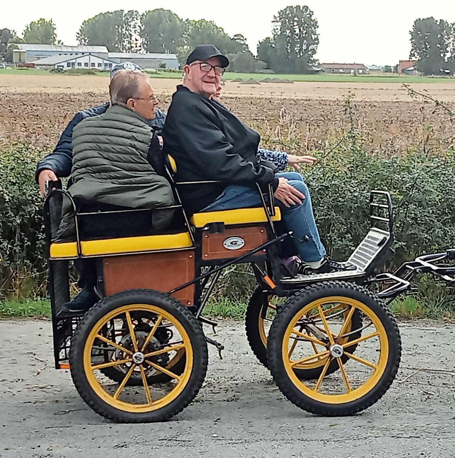 A la découverte des ânes à Warhem 
